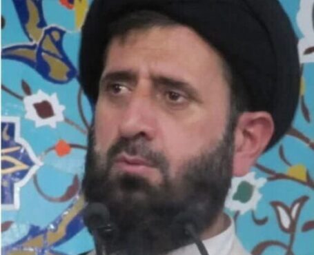 🔷شهید سید حسن نصرالله؛ سید عزیز مقاومت الگوی بسیار خوبی است برای متقین. 🔷شهید سید حسن نصرالله؛ سید عزیز مقاومت الگوی بسیار خوبی است برای متقین.