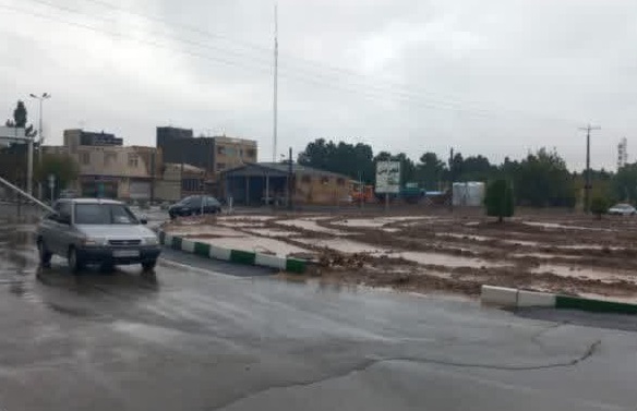 💢آب گرفتگی میدان شهید تفضلی 💢آب گرفتگی میدان شهید تفضلی