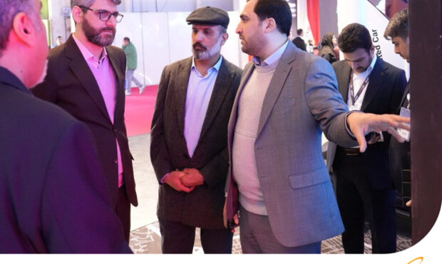 رونمایی از دو سرویس همراه اول در بازدیدهای معاون راهبردی رئیس جمهور و رگولاتوری رونمایی از دو سرویس همراه اول در بازدیدهای معاون راهبردی رئیس جمهور و رگولاتوری