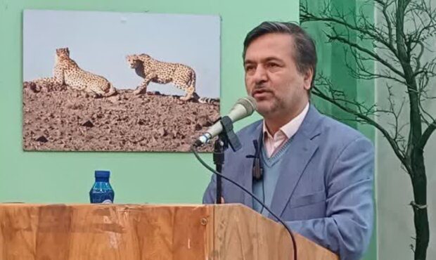 آیین تکریم و معارفه مدیرکل حفاظت محیط زیست استان سمنان آیین تکریم و معارفه مدیرکل حفاظت محیط زیست استان سمنان