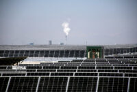 وزیر کشور: سمنان می‌تواند قطب نیروگاه‌های انرژی‌ خورشیدی کشور باشد + فیلم