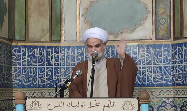 خطیب جمعه سمنان: سیدحسن نصرالله مصداق شکرگزاری نعمت ولایت است خطیب جمعه سمنان: سیدحسن نصرالله مصداق شکرگزاری نعمت ولایت است