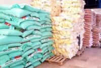 112 تن برنج و گوشت مرغ برای ماه رمضان در شاهرود آماده توزیع است