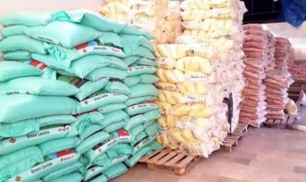 112 تن برنج و گوشت مرغ برای ماه رمضان در شاهرود آماده توزیع است 112 تن برنج و گوشت مرغ برای ماه رمضان در شاهرود آماده توزیع است