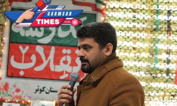 نشست سیاسی به مناسبت دهه فجر نشست سیاسی به مناسبت دهه فجر