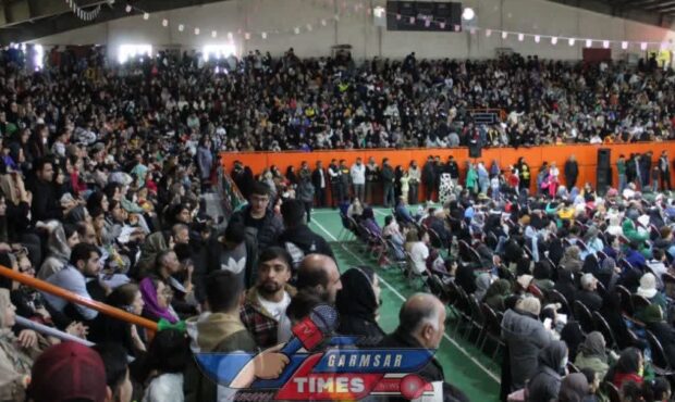 جشن بزرگ نور به مناسبت اعیاد شعبانیه و ایام الله دهه فجر در گرمسار – فیلم جشن بزرگ نور به مناسبت اعیاد شعبانیه و ایام الله دهه فجر در گرمسار – فیلم