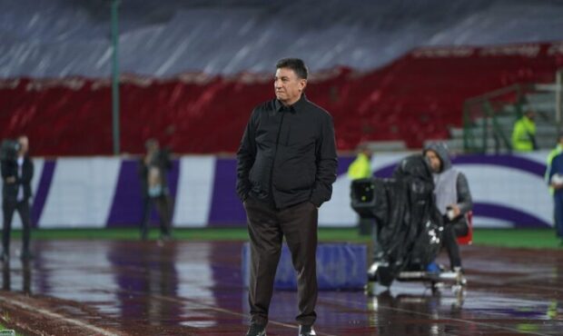 امیر قلعهنویی: سرمربی ثروتمندی هستم؛ انتظارم از تیم ملی بیشتر است امیر قلعهنویی: سرمربی ثروتمندی هستم؛ انتظارم از تیم ملی بیشتر است