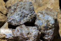 تریلیهای حامل ۵۲ تن سنگ سیلیستین غیرمجاز در شاهرود توقیف شد تریلیهای حامل ۵۲ تن سنگ سیلیستین غیرمجاز در شاهرود توقیف شد