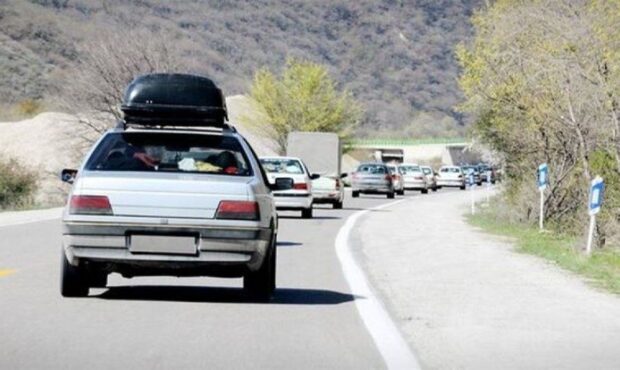 تردد مسافران نوروزی در محورهای شرق سمنان ۲۰ درصد افزایش داشت تردد مسافران نوروزی در محورهای شرق سمنان ۲۰ درصد افزایش داشت