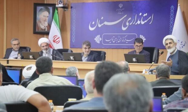 سمنان نخستین همایش وفاق را برگزار کرد سمنان نخستین همایش وفاق را برگزار کرد