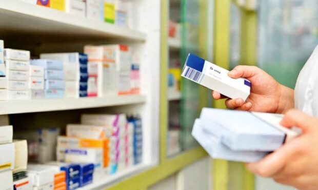 داروخانههای سمنان نیازمند توسعه خدمات شبانهروزی داروخانههای سمنان نیازمند توسعه خدمات شبانهروزی