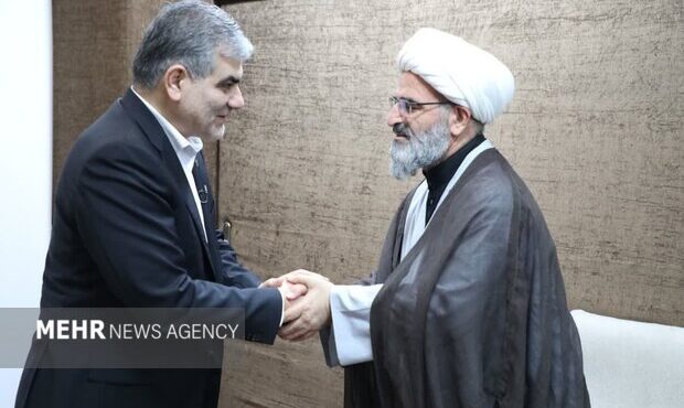 مردم از تحمیل برخی شرایط هنگام پرداخت تسهیلات بانکی گلایه‌ دارند