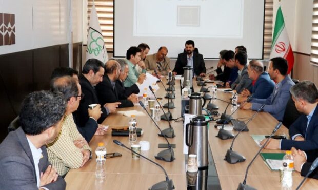 اجرای طرح فیبر نوری به ایوانکی رسید/ تحقق شهر هوشمند اجرای طرح فیبر نوری به ایوانکی رسید/ تحقق شهر هوشمند