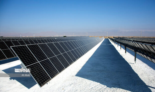 فرماندار: گرمسار خواهان جذب بیشترین سرمایهگذاری نیروگاههای خورشیدی سمنان است فرماندار: گرمسار خواهان جذب بیشترین سرمایهگذاری نیروگاههای خورشیدی سمنان است