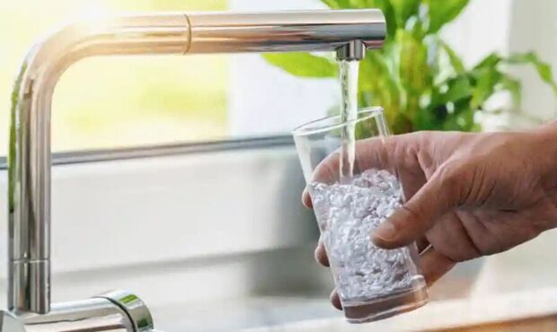 فرماندار گرمسار: نیاز واقعی آب آشامیدنی مردم غرب سمنان ۴۵۰ لیتر بر ثانیه است