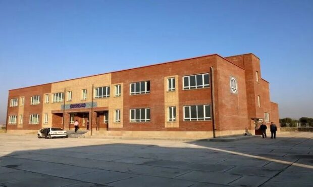 ۵۶ درصد مدارس تحویلی آموزش و پرورش خیّرساز است