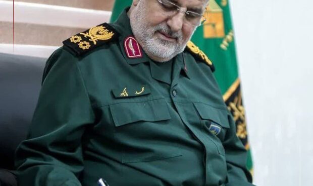 سردار پاکپور: هرگونه خطای دشمن در تنگه هرمز با پاسخ قاطع ایران مواجه میشود سردار پاکپور: هرگونه خطای دشمن در تنگه هرمز با پاسخ قاطع ایران مواجه میشود