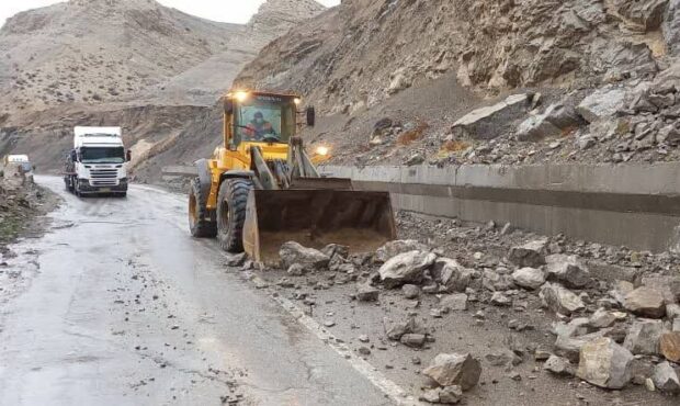 ریزش کوه در گرمسار یک فوتی و پنج مصدوم داشت