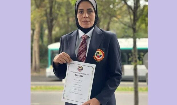 افتخارآفرینی بینالمللی بانوی سمنانی با ارتقای درجه داوری کاراته افتخارآفرینی بینالمللی بانوی سمنانی با ارتقای درجه داوری کاراته