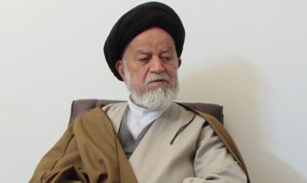 تشییع باشکوه پیکر آیت الله شاهچراغی تشییع باشکوه پیکر آیت الله شاهچراغی