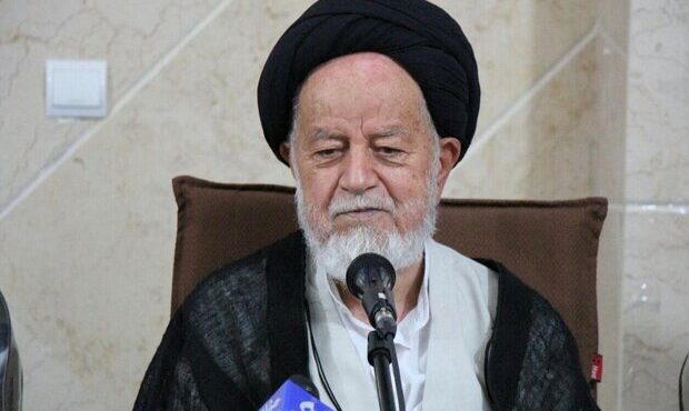 نگاهی به یک عمر مجاهدت آیت الله شاهچراغی نگاهی به یک عمر مجاهدت آیت الله شاهچراغی