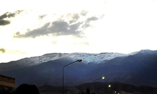 ابر و باران مهمان استان سمنان؛ دمای هوا همچنان رو به کاهش است