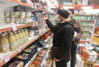 تامین کالاهای اساسی در گرمسار با هدف حفظ قدرت خرید مردم تامین کالاهای اساسی در گرمسار با هدف حفظ قدرت خرید مردم