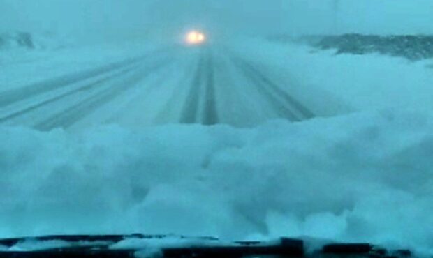انسداد سه محور ارتباطی سمنان به تهران، گلستان و مازندران بر اثر برف و کولاک انسداد سه محور ارتباطی سمنان به تهران، گلستان و مازندران بر اثر برف و کولاک