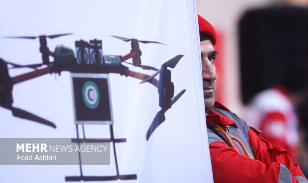 پوشش راهپیمایی ۲۲ بهمن استان سمنان با ۴۰ تیم امدادی پوشش راهپیمایی ۲۲ بهمن استان سمنان با ۴۰ تیم امدادی