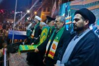 تجمع شبانه گرمساریها زیر سایه خورشید تجمع شبانه گرمساریها زیر سایه خورشید