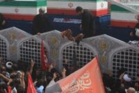 قم غرق در موج خروشان بدرقه رهبر شهید قم غرق در موج خروشان بدرقه رهبر شهید