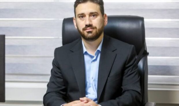 تشییع حماسی رهبری، عامل فروپاشی محاسبات ترامپ شد تشییع حماسی رهبری، عامل فروپاشی محاسبات ترامپ شد