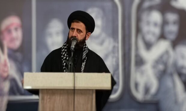 مردم گرمسار با جان و دل پای کار آمدند مردم گرمسار با جان و دل پای کار آمدند